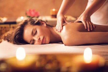 Massage tinh dầu Bio Oil – Phương pháp trị liệu da hiệu quả